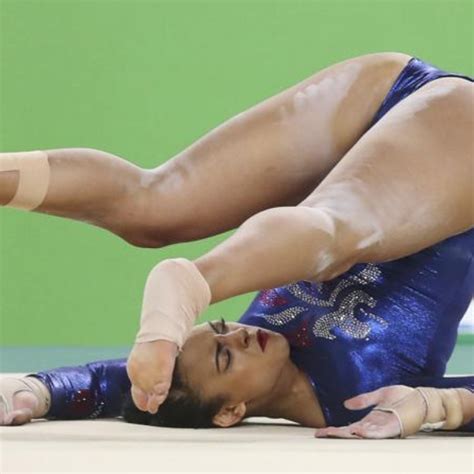 Rio Backbone Britains Ellie Downie Recovers From ‘scary Gymnastics Fall As Wobbly China Go
