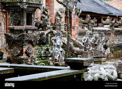 Balinese Temple Stock Photo Alamy