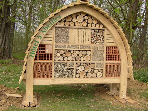 Build Your Own Native Bee House — Beyond Pesticides
