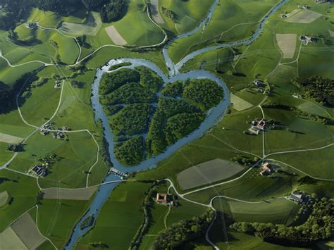 Heart River Is A River That Forms The Shape Of A Heart Amazing Photo