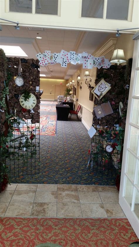 Down The Rabbit Hole 2018 Faet Conference Holiday Decor Holiday