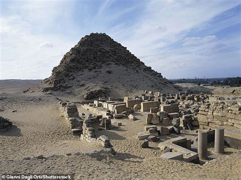 The Secret Chambers Of Sahura S Pyramid Revealed Scientists Discover Mysterious Chambers In