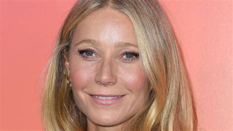 Gwyneth Paltrow Poses In Rare Three Generation Photo With Lookalike Mom And Daughter Hello