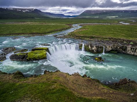 Take a Stunning Aerial Tour of Iceland—By Drone - Photos ...
