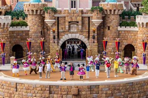 Hong Kong Disneyland Resort Commemorates The 15th Anniversary Milestone