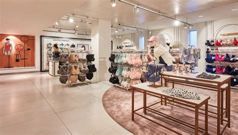 Bennett winkel in anderen sprachen: De Bijenkorf vergeet ook het zuiden niet - RetailTrends.nl