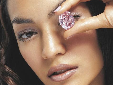 Pink Star Diamond Could Sell For $60 Million Tonight - Business Insider