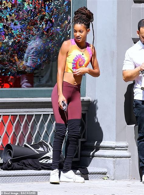 Willow Smith Flaunts Her Abs In Tie Dye Crop Top As She Sips On A Healthy Green Juice Daily