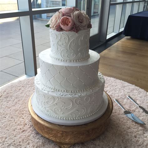 Pin By The Wow Factor Cakes On Wow Factor Cakes Creative Cakes Cake Wedding Cakes
