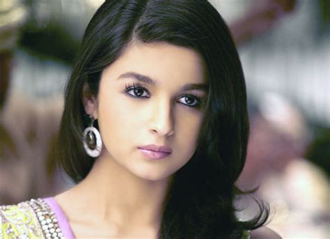 Bollywood Film Actress Gallery Alia Bhatt Hot Photos