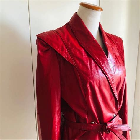 vintage 80 s red cropped leather jacket by bermans leather shop thrilling