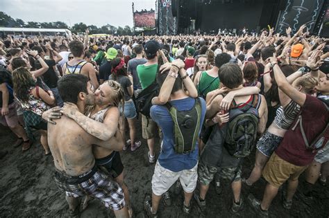 Jul 29, 2021 · free trial offer valid for new and eligible returning subscribers only. Lollapalooza 2015 guide - Chicago Tribune
