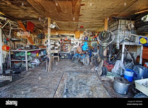 Messy Garden Shed Hi Res Stock Photography And Images Alamy