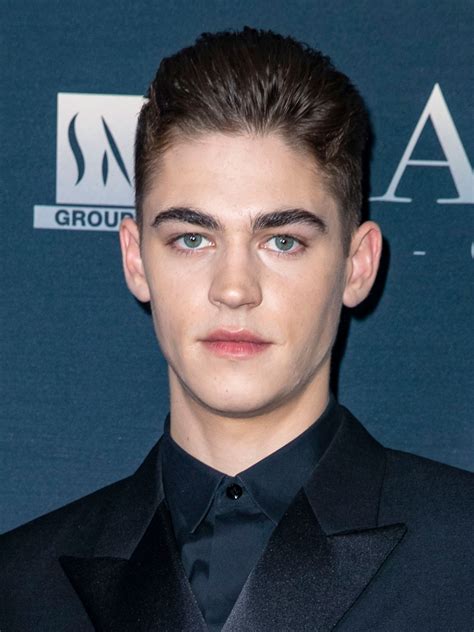 Hero Fiennes Tiffin Filmographie Allociné