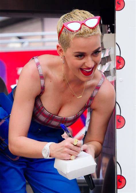 Katy Perry Sexy Cleavage Photos From Promotion Event