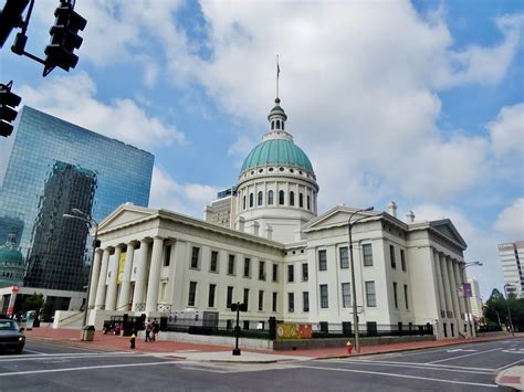 Liberty Or Death St Louis Old Courthouse