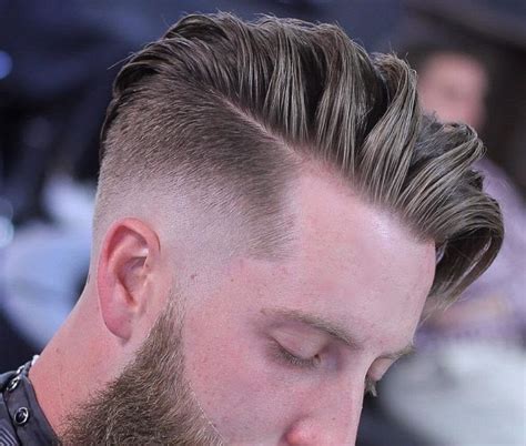 Check out these medium drop fades, taper fades, and skin fades for short, curly, straight, and black hair. Mid Fade Corte Hombre / 25 Popular Haircuts For Men 2018 ...
