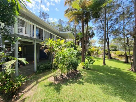 Palm Cove Retreat Nsw Holidays And Accommodation Things To Do Attractions And Events