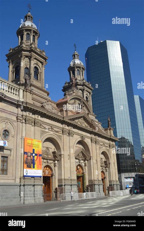 La Catedral Metropolitana De Santiago Fotografías E Imágenes De Alta