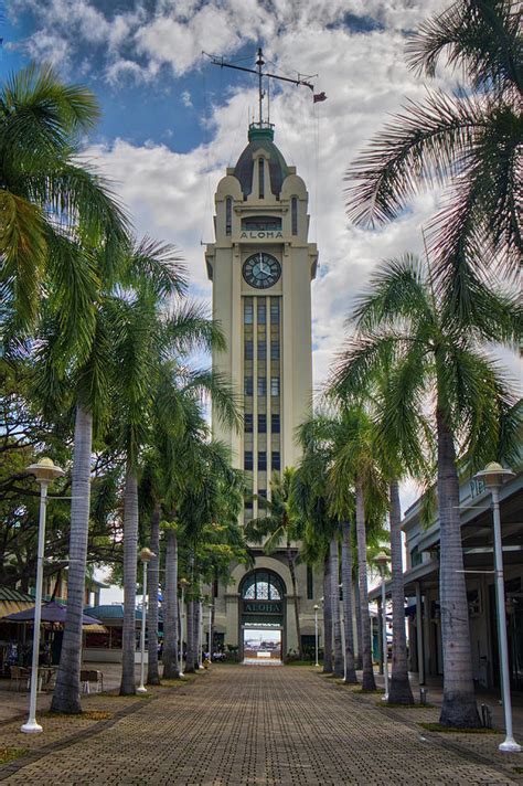 Aloha Tower Hawaii Photograph By Mike Burgquist