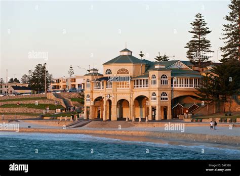 Indiana Tea House Cottesloe Beach Hi Res Stock Photography And Images
