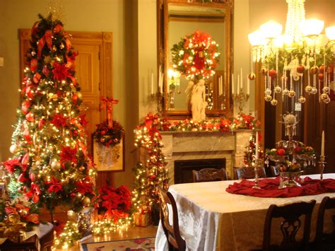 While longer projects may offer a chance to work on something over a period of time, even the grandest of christmas decorations ideas should be easy to follow, affordable and most of all, fun. Enjoy the Holidays in Missouri: Christmas and Holiday ...