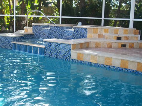 Beautiful Spa Spillover Into Custom Tile Pool Ultra Custom Pool Design