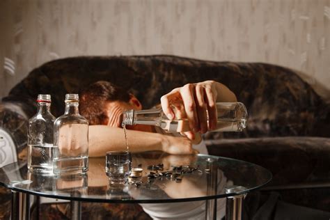 Zatrucie alkoholowe objawy leczenie Może prowadzić nawet do śmierci