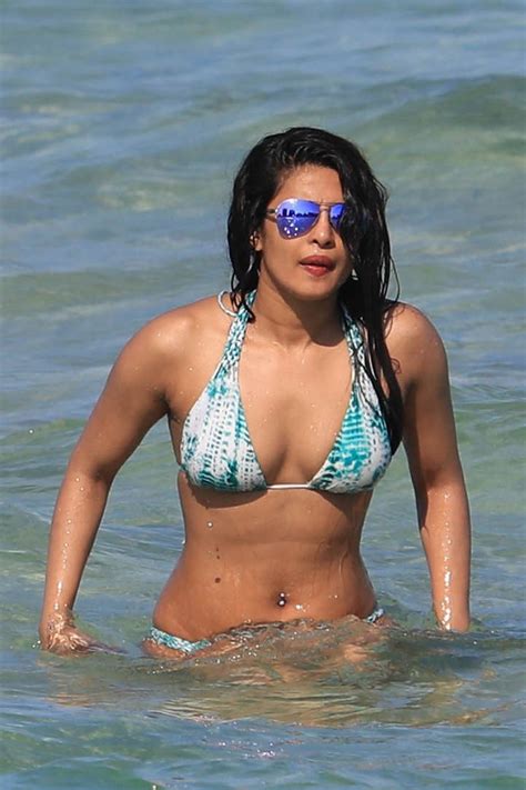 Priyanka Chopra Shows Off Her Bikini Body Beach In Miami Fl