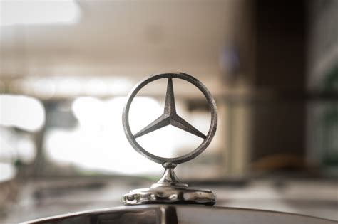 Aufspaltung Des Daimler Konzerns Freude F R Den Aktion R Sorgen F R
