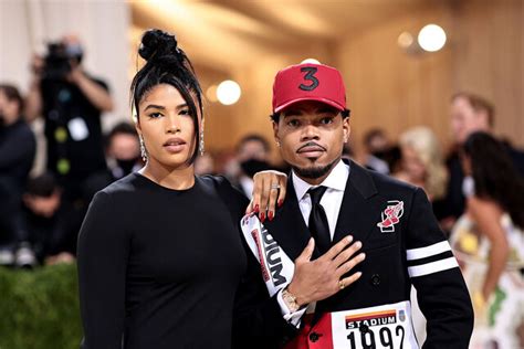 Chance The Rapper Shares Pic Of Wife Kirsten For Mothers Day Nbc Insider