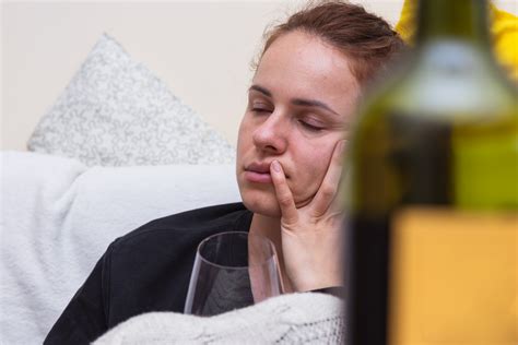 Binge Drinking And Alcohol Use Disorder On The Rise Among Middle Aged Women