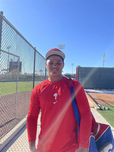 alex coffey on twitter this is hao yu lee a phillies shortstop prospect from taiwan he says