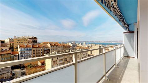 Corniche 13007 rare, dans parc arboré, résidence d'exception sécurisée. Vente Appartement T2 de 64m2 à Marseille 13007