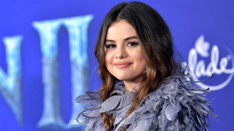Selena Gomez Admits All Her Exes Think Shes Crazy