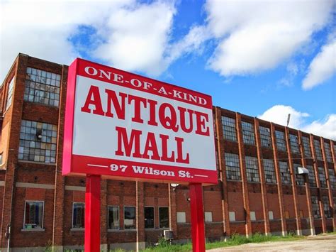 One Of A Kind Antique Mall Woodstock Ontario Canada Lots Of Great
