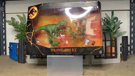 Jurassic World Amber Collection Lost World Tyrannosaurus Rex With