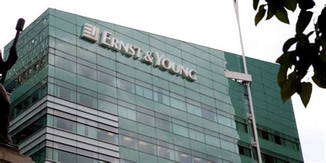 Ernst & young refers to one or more of the member firms of ernst & young global limited (eyg), a uk private company limited by guarantee. Ernst & Young Removes University Degree Classification ...