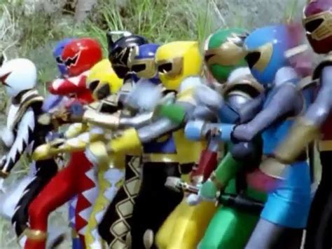 Power rangers ninja storm is an american television series and the eleventh season of the power rangers franchise, based on the 26th super sentai series ninpuu sentai hurricaneger. Power Ranger Dino Trueno y Ninja Storm team-up ...