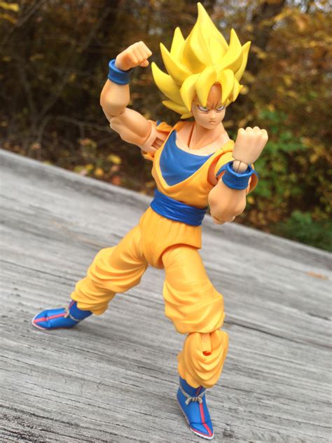 Buy dragon ball toys and get the best deals at the lowest prices on ebay! SH Figuarts Dragon Ball Z Super Saiyan Goku Review (Bandai ...
