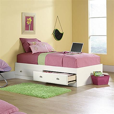 The iselin platform storage bed is proof that a sleek, sophisticated look can also be warm and inviting. SAUDER Shoal Creek Twin Wood Storage Bed-411222 - The Home ...