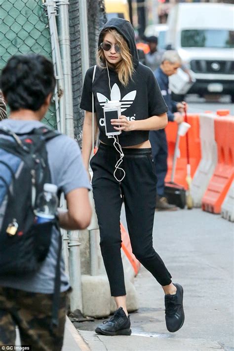 Gigi Hadid Hails Taxi In Crop Top And Stilettos In New York Photo Shoot