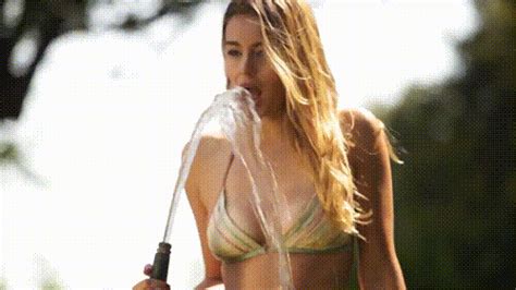 Keeley Hazell