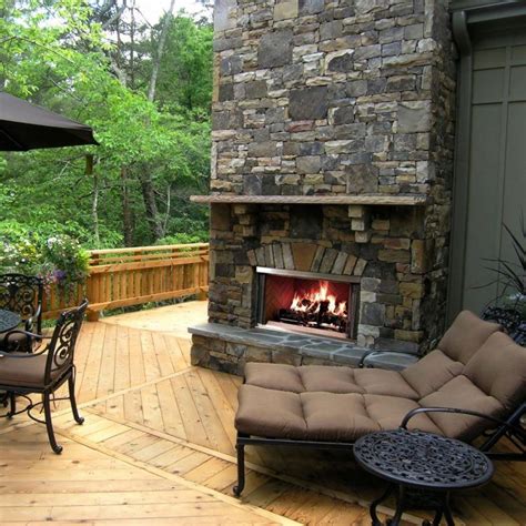 20 Beautiful Outdoor Stone Fireplace Designs