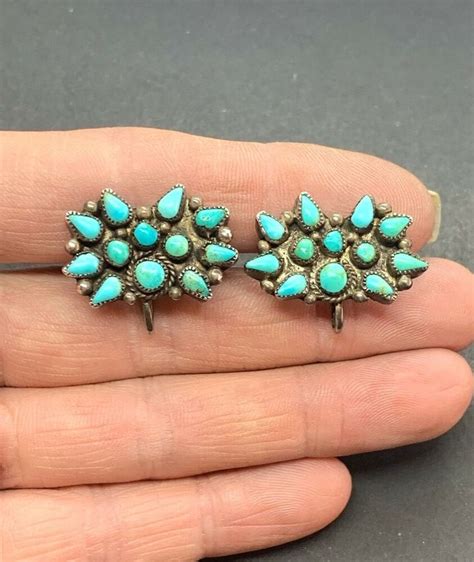 Early Zuni Sterling Silver Petit Point Turquoise Cluster Screwback