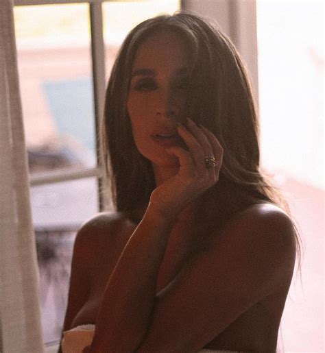 Catherine Siachoque La Sexy Actriz Colombiana Que Coprotagonisa La