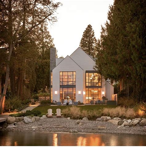 Pin By Missy Macginnitie On Small Jewel House Exterior Lake House