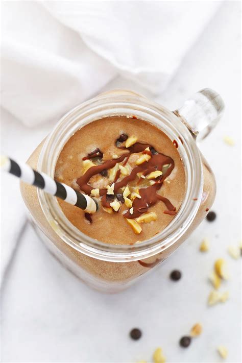 Healthy snickers smoothie from desserts with benefits. Healthy Snickers Shake (Vegan + Dairy-Free) | Recipe in ...