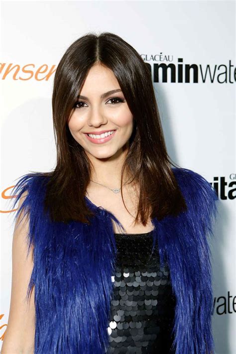 Victoria Justice At Hailee Steinfelds Birthday Party Rolling Stone