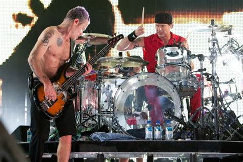 Red Hot Chili Peppers La Tournée Est Reportée